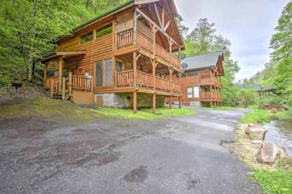 Smokey Max Cabin Pigeon Forge Luaran gambar